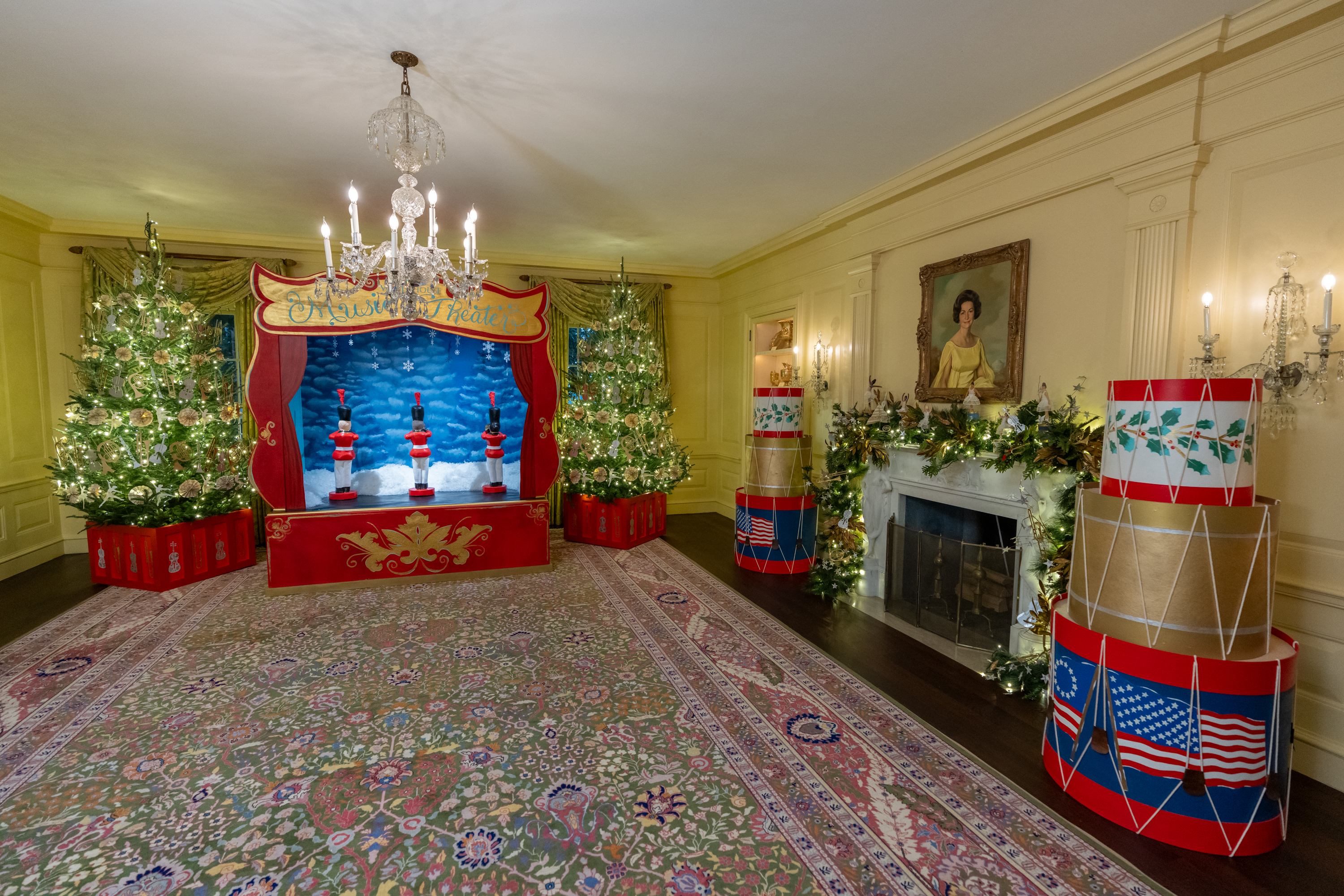The Vermeil Room Christmas Decorations