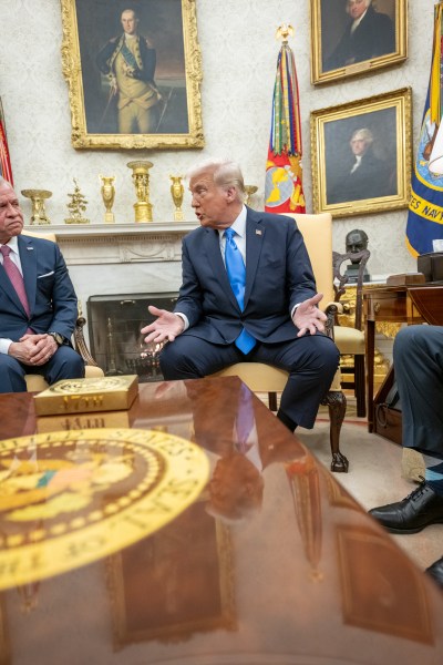 President Donald Trump hosts an expanded bilateral meeting and working lunch with King Abdullah II of Jordan and his son, Crown Prince Hussein bin Abdullah, Tuesday, February 11, 2025, in the Cabinet Room of the White House. (Official White House Photo by Daniel Torok)