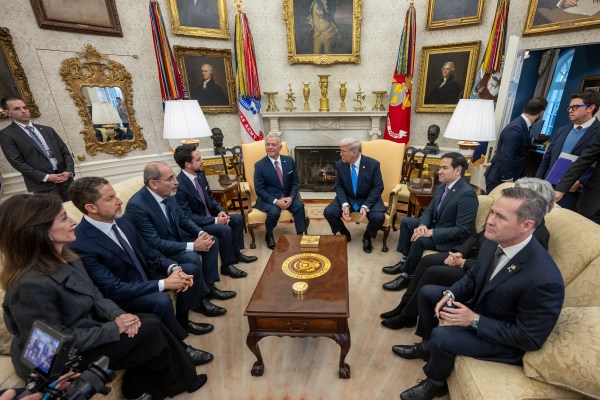 President Donald Trump hosts an expanded bilateral meeting and working lunch with King Abdullah II of Jordan and his son, Crown Prince Hussein bin Abdullah, Tuesday, February 11, 2025, in the Cabinet Room of the White House. (Official White House Photo by Daniel Torok)