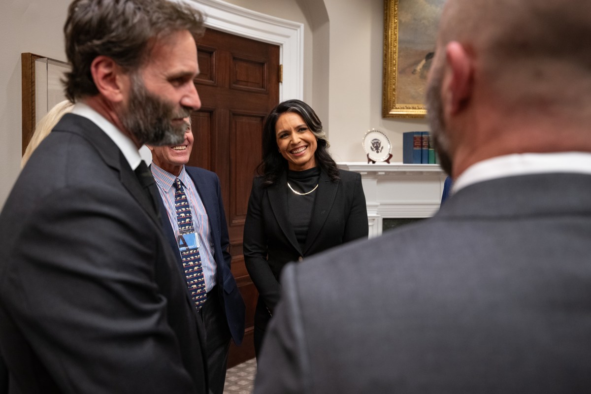 Tulsi Gabbard’s is sworn in as Director of National Intelligence at the White House, Wednesday, February 12, 2025. (Official White House Photo by Molly Riley.)