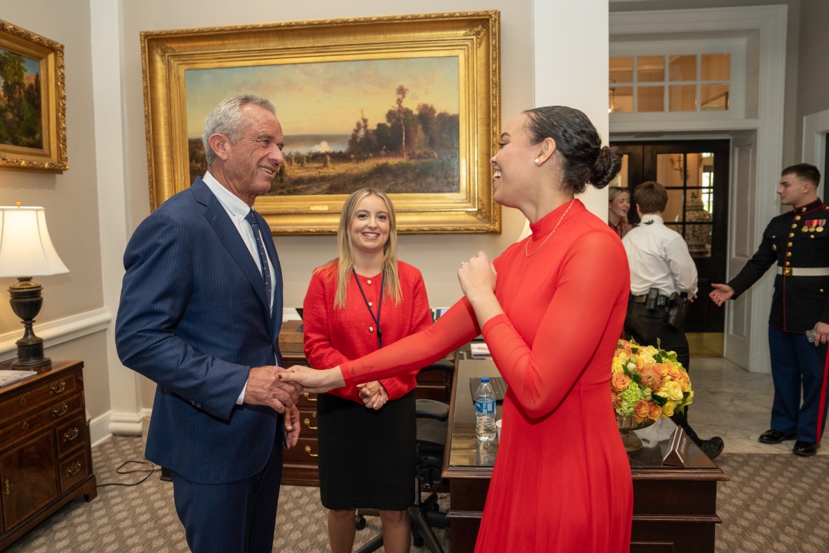 Robert F. Kennedy Jr. is sworn in as Secretary of the Department of Health and Human Services at the White House, Thursday, February 13, 2025. (Official White House Photo by Joyce Boghosian.)