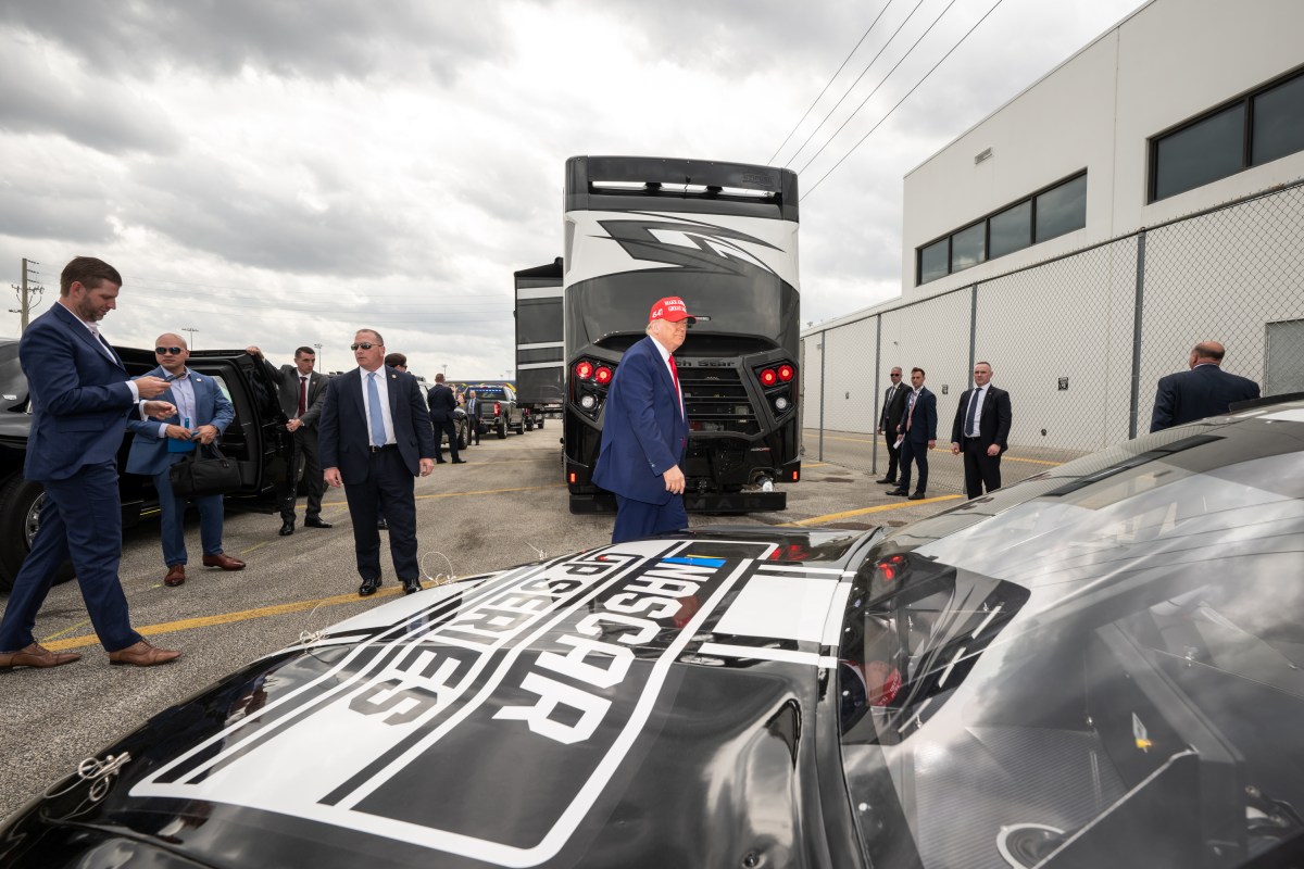 President Donald J. Trump attends the Daytona 500 at Daytona International Speedway in Daytona Beach, Florida, Sunday, February 16, 2025. (Official White House Photo by Daniel Torok)