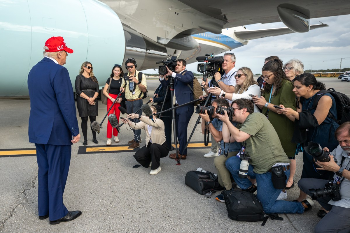 President Donald J. Trump attends the Daytona 500 at Daytona International Speedway in Daytona Beach, Florida, Sunday, February 16, 2025. (Official White House Photo by Daniel Torok)
