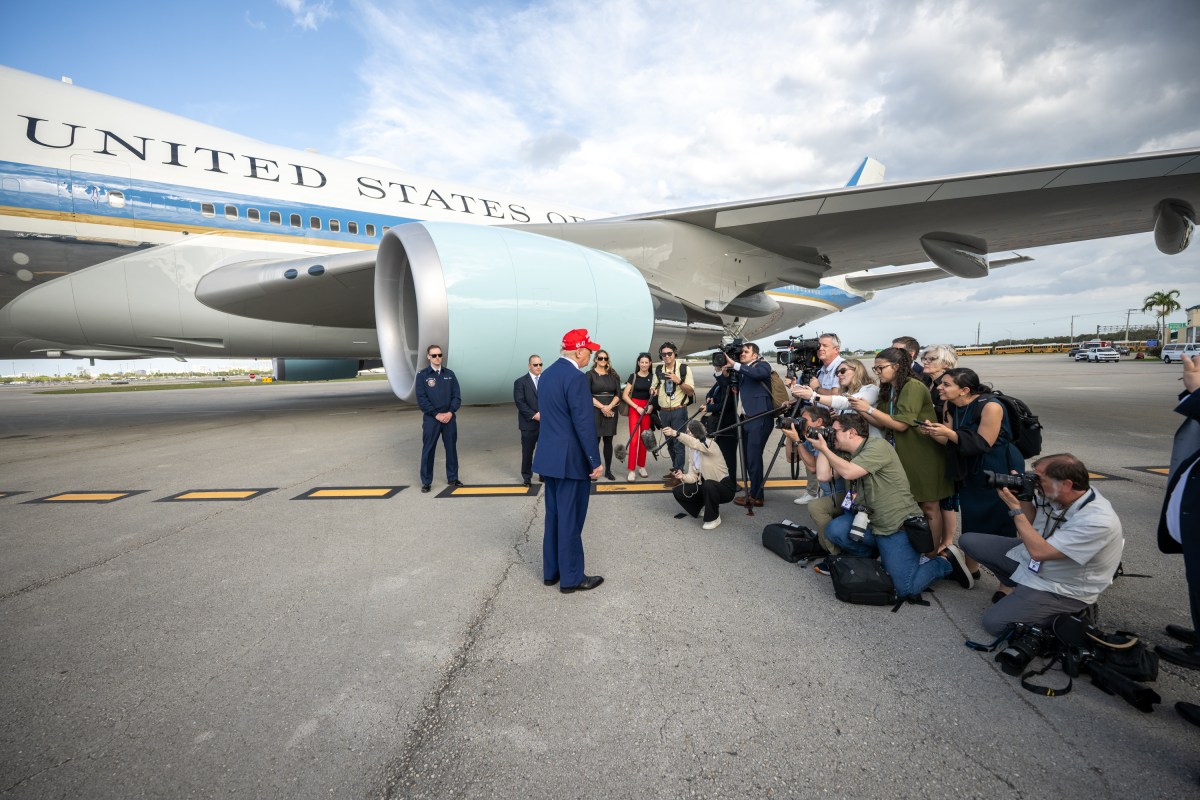 President Donald J. Trump attends the Daytona 500 at Daytona International Speedway in Daytona Beach, Florida, Sunday, February 16, 2025. (Official White House Photo by Daniel Torok)