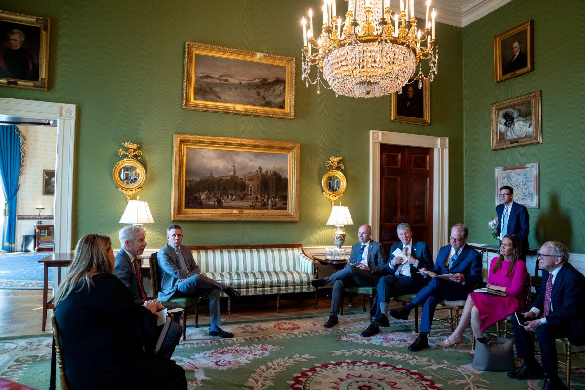 White House senior staff deliver remarks at a business session with the nation’s governors, Friday, February 21, 2025, in the State Dining Room of the White House. (Official White House Photo by Joyce N. Boghosian)