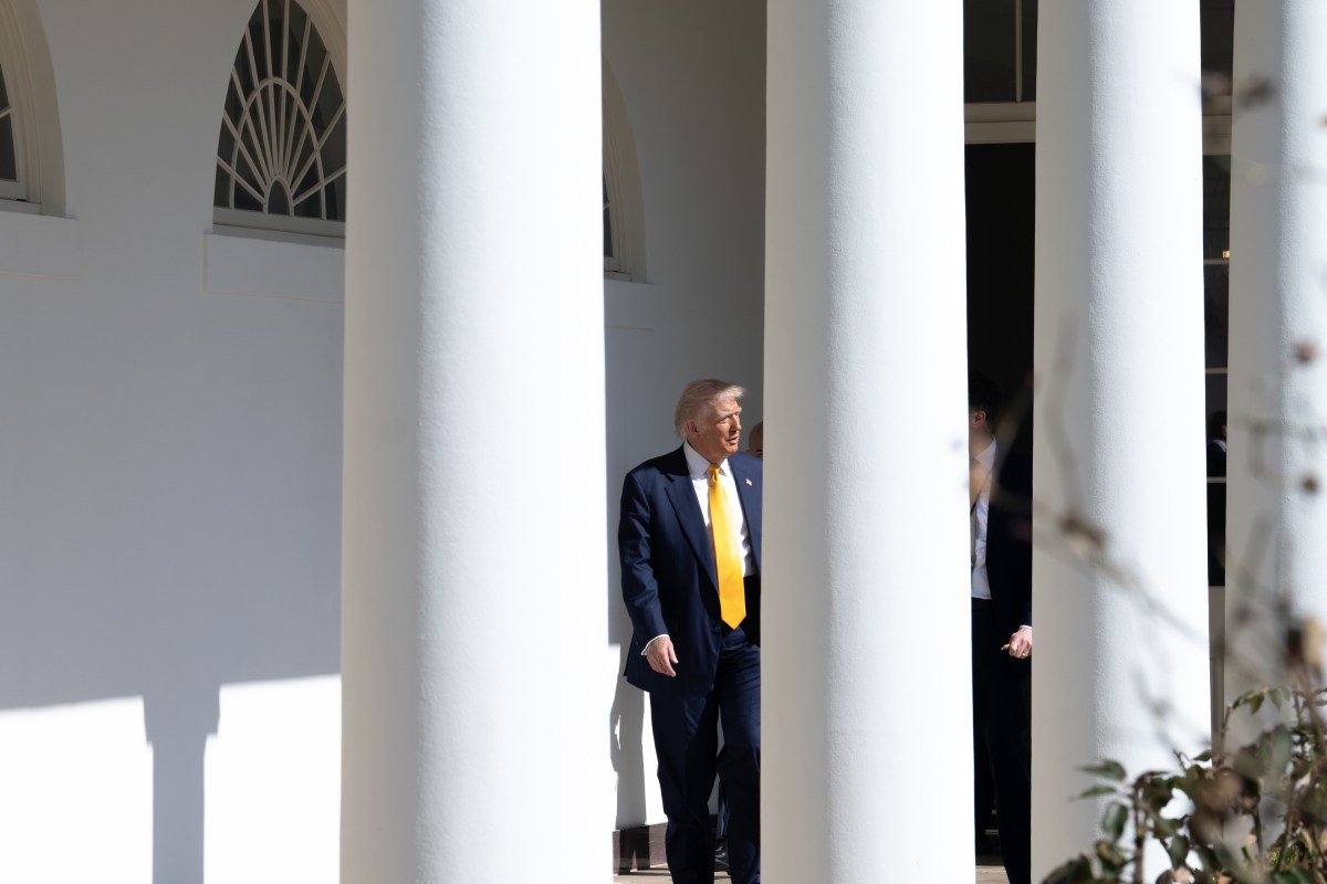President Donald Trump delivers remarks at a business session with the nation’s governors, Friday, February 21, 2025, in the State Dining Room of the White House. (Official White House Photo by Joyce N. Boghosian)