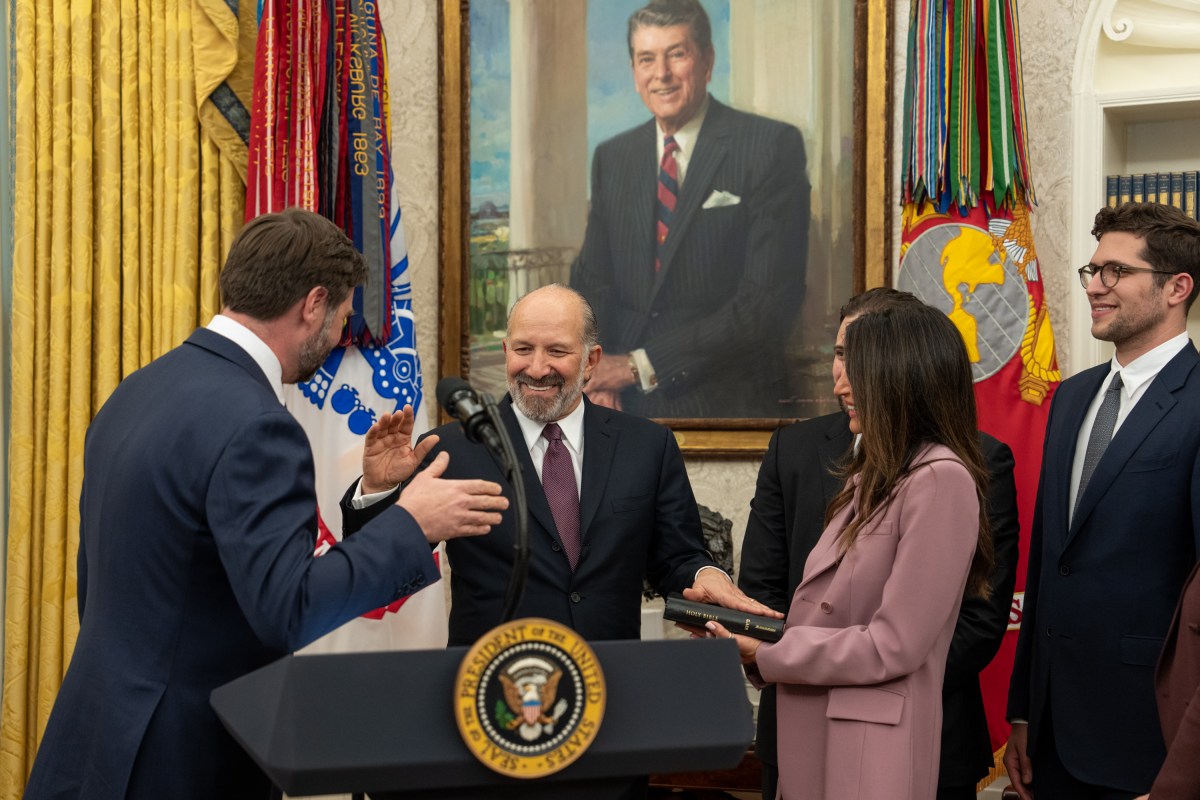 President Donald Trump makes remarks at the swearing-in of Commerce Secretary Howard Lutnick, Friday, February 21, 2025, in the Oval Office.

Commerce Secretary Howard Lutnick is sworn in Friday, February 21, 2025, in the Oval Office.
(Official White House Photo by Joyce N. Boghosian)