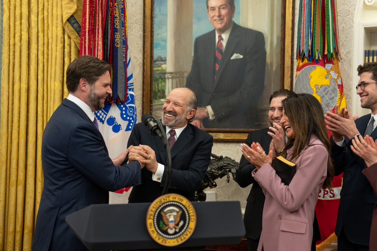 President Donald Trump makes remarks at the swearing-in of Commerce Secretary Howard Lutnick, Friday, February 21, 2025, in the Oval Office.

Commerce Secretary Howard Lutnick is sworn in Friday, February 21, 2025, in the Oval Office.
(Official White House Photo by Joyce N. Boghosian)