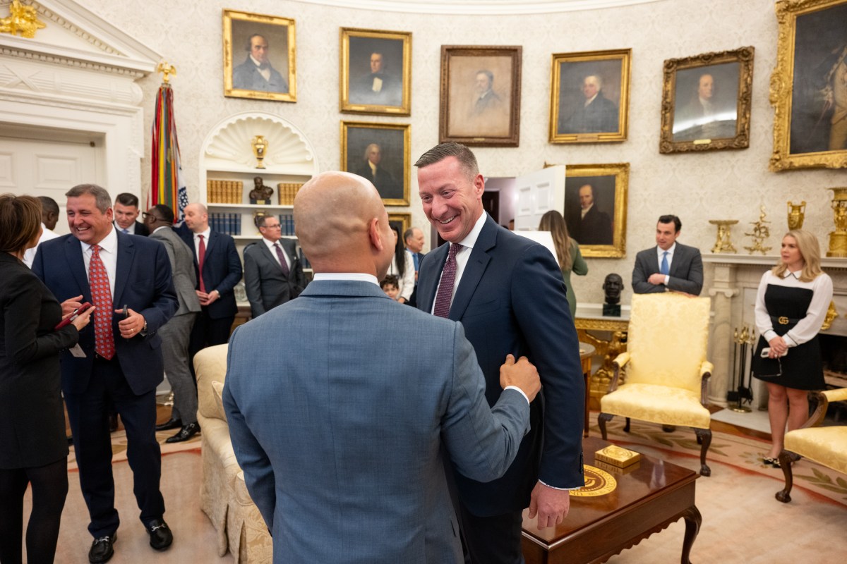 President Donald Trump holds a ceremonial swearing-in for Director of the U.S. Secret Service Sean Curran, Monday, March 10, 2025, in the Oval Office. (Official White House Photo by Molly Riley)