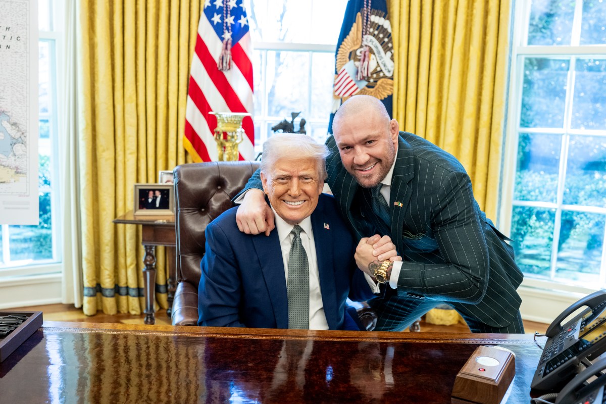 President Donald Trump meets with Conor McGregor and family in the Oval Office, March 17, 2025. (Official White House Photo by Daniel Torok)