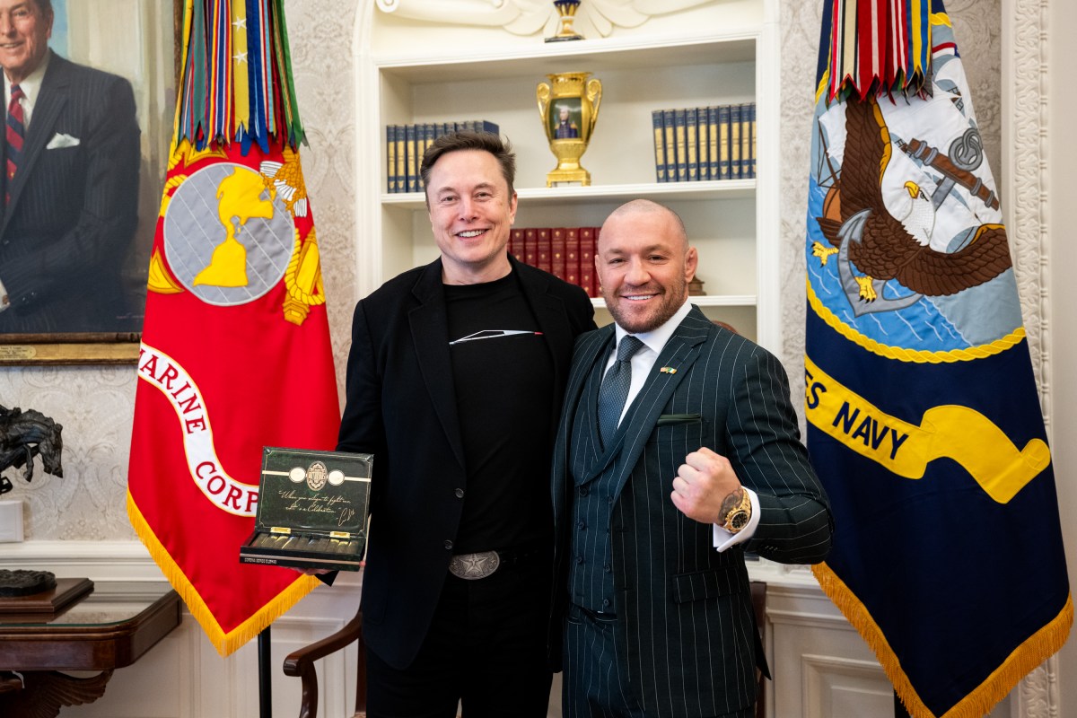 President Donald Trump meets with Conor McGregor and family in the Oval Office, March 17, 2025. (Official White House Photo by Molly Riley)