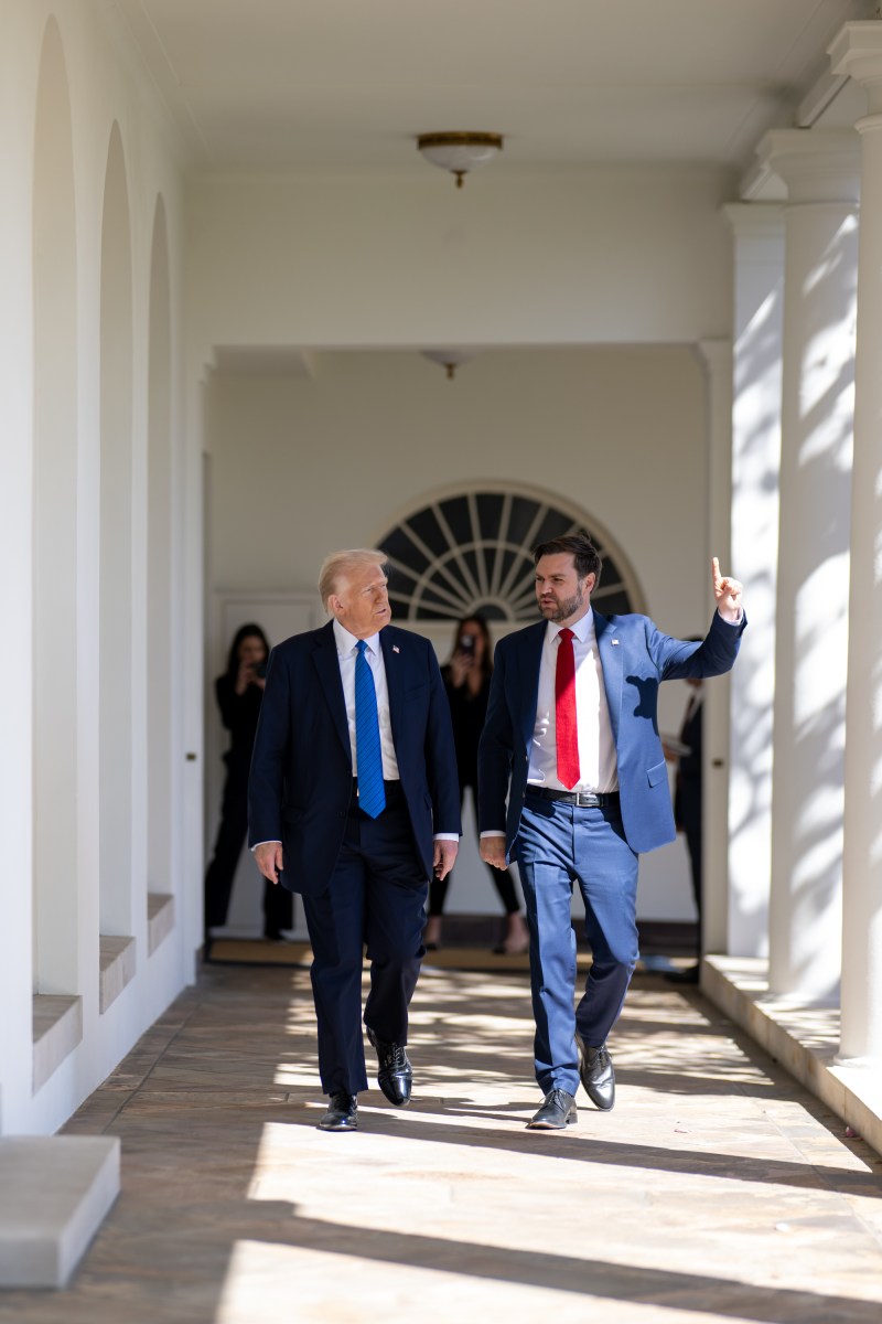 President Donald Trump poses for a group photo with Medal of Honor recipients for National Medal of Honor Day, Tuesday, March 25, 2025, in the East Room of the White House. (Official White House Photo by Daniel Torok)