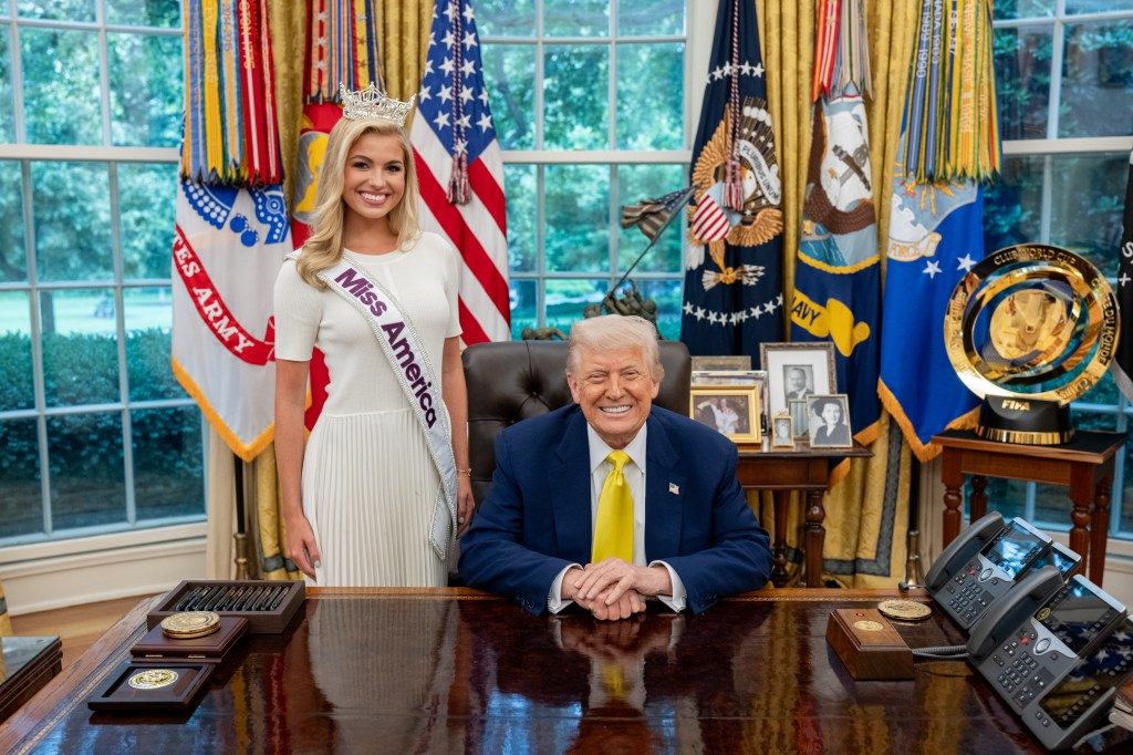 President Donald Trump meets with Miss America 2025 Abbie Stockard, Thursday, May 29, 2025, in the Oval Office. (Official White House Photo by Molly Riley)