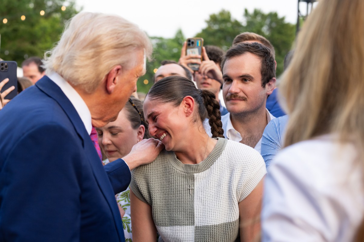 President Donald Trump and First Lady Melania Trump greet guests along the rope line at the Congressional Picnic, Thursday, June 12, 2025, on the South Lawn of the White House.(Official White House Photo by Andrea Hanks)