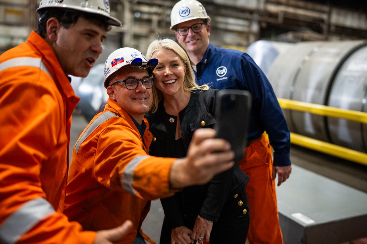 White House Press Secretary Karoline Leavitt poses for photos with workers at the U.S. Steel Corporation-Irvin Works in West Mifflin, Pennsylvania, Friday, May 30, 2025. (Official White House Photo by Daniel Torok)