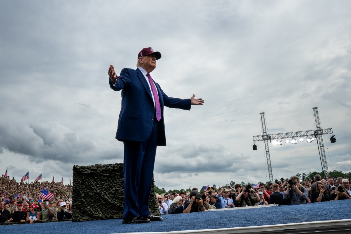 President Donald Trump arrives to deliver remarks at Fort Bragg, North Carolina on Tuesday, June 10, 2025, during a visit to commemorate the 250th anniversary of the U.S. Army. (Official White House Photo by Daniel Torok)