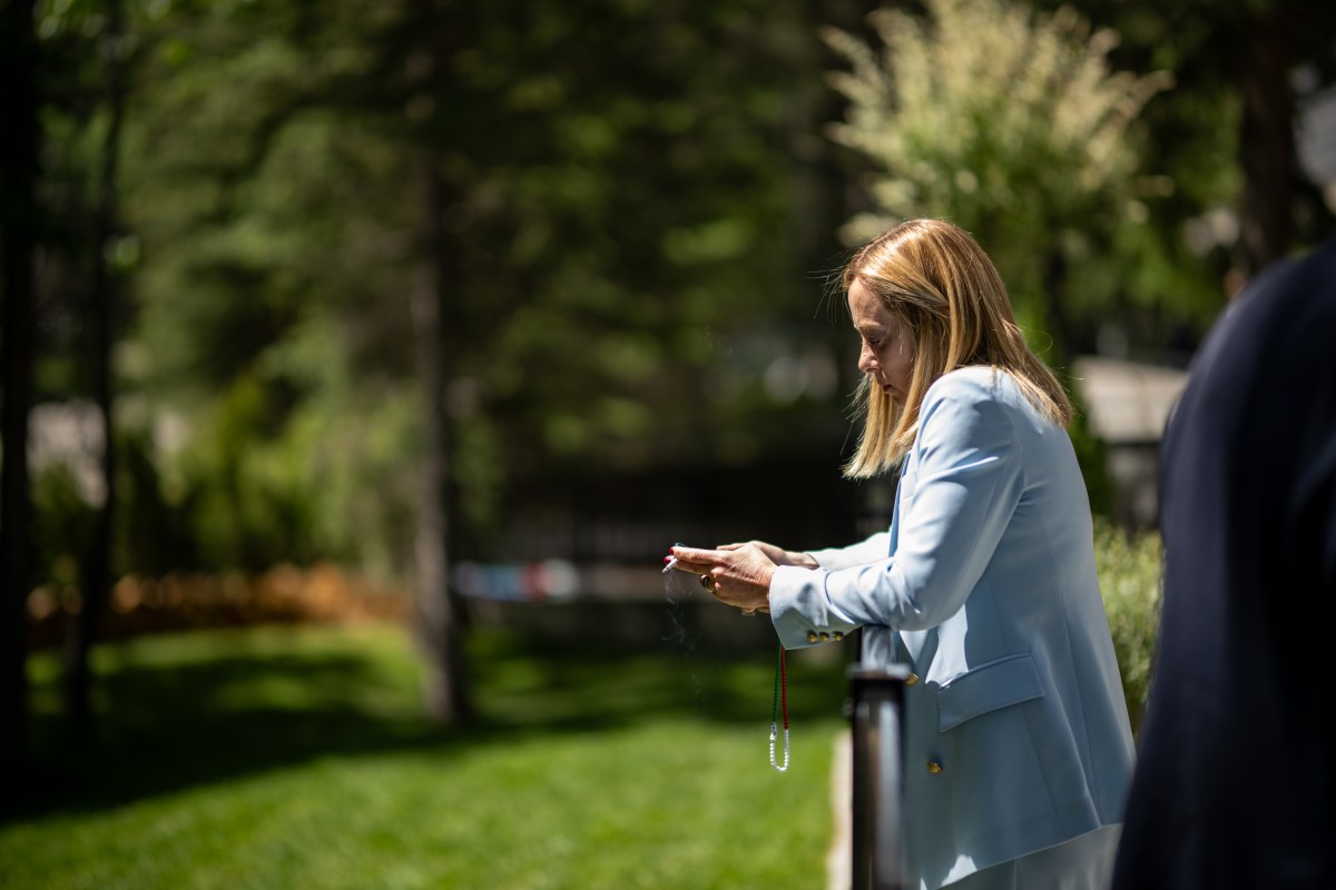 Italian Prime Minister Giorgia Meloni with other world leaders after Session I of the G7 Summit, Monday, June 16, 2025, in Kananaskis, Alberta, Canada. (Official White House Photo by Daniel Torok)