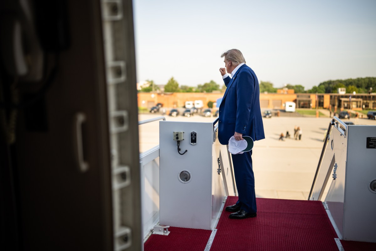 President Donald Trump disembarks Marine One at Joint Base Andrews, Maryland on Tuesday, June 24, 2025, and boards Air Force One on the way to the 2025 NATO Summit in The Hague, Netherlands. (Official White House Photo by Daniel Torok)