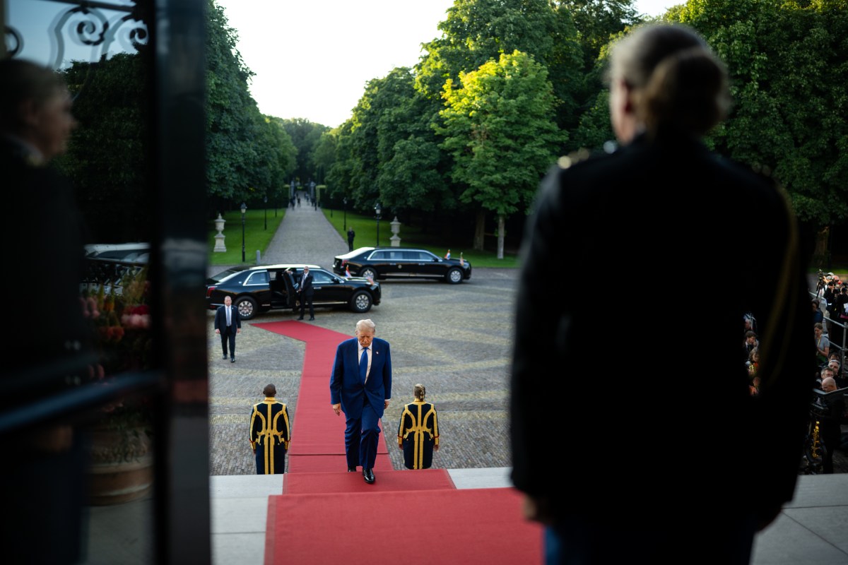 President Donald Trump arrives to the Huis ten Bosch Palace before greeting King Willem-Alexander and Queen Maxima of the Netherlands ahead of the 2025 NATO Summit, Tuesday, June 24, 2025, in The Hague, Netherlands. (Official White House Photo by Daniel Torok)