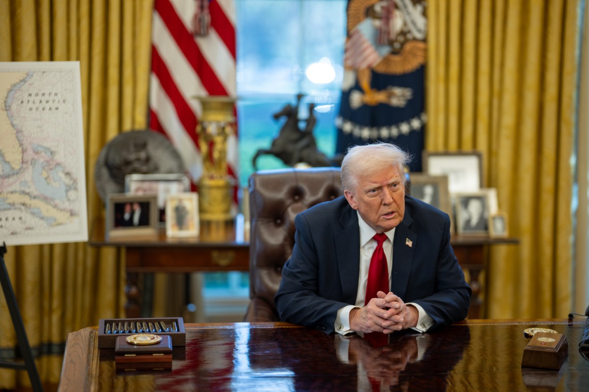 President Donald Trump announces tariffs on auto imports in the Oval Office, Wednesday, March 26, 2025. (Official White House Photo by Daniel Torok)