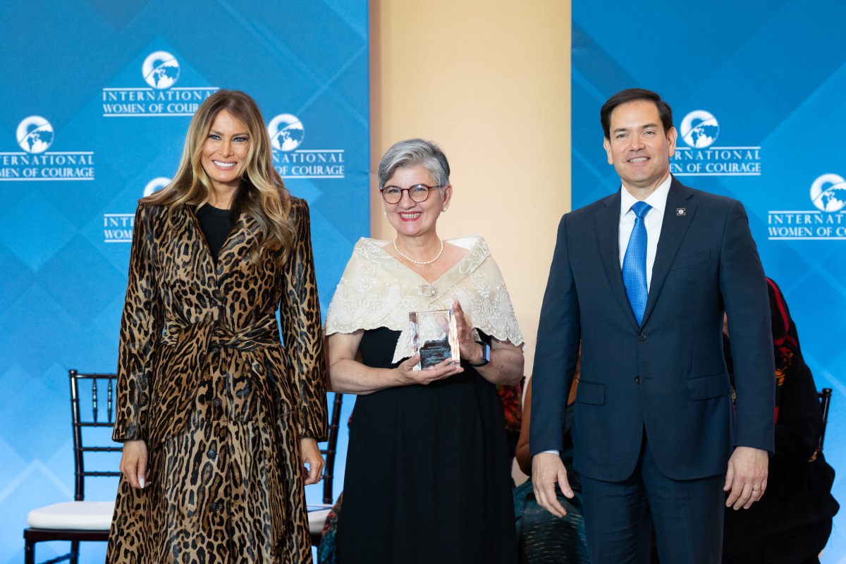 First Lady Melania Trump poses for photos with awardees at the 19th International Women of Courage Awards Ceremony, Tuesday, April 1, 2025, at the U.S. Department of State in Washington, D.C. (Official White House Photo by Andrea Hanks)