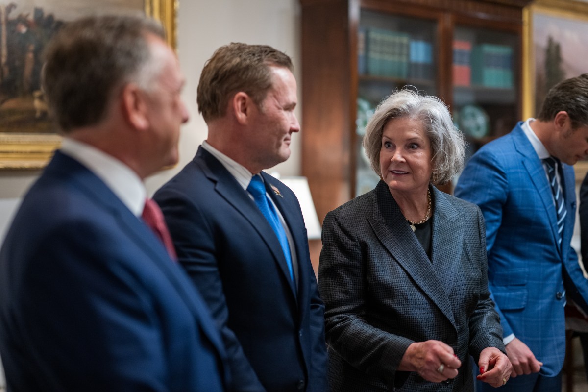 President Donald Trump and senior staff greet Israeli Prime Minister Benjamin Netanyahu, Monday, April 7, 2025, in the West Wing Lobby of the White House. (Official White House Photo by Joyce N. Boghosian)