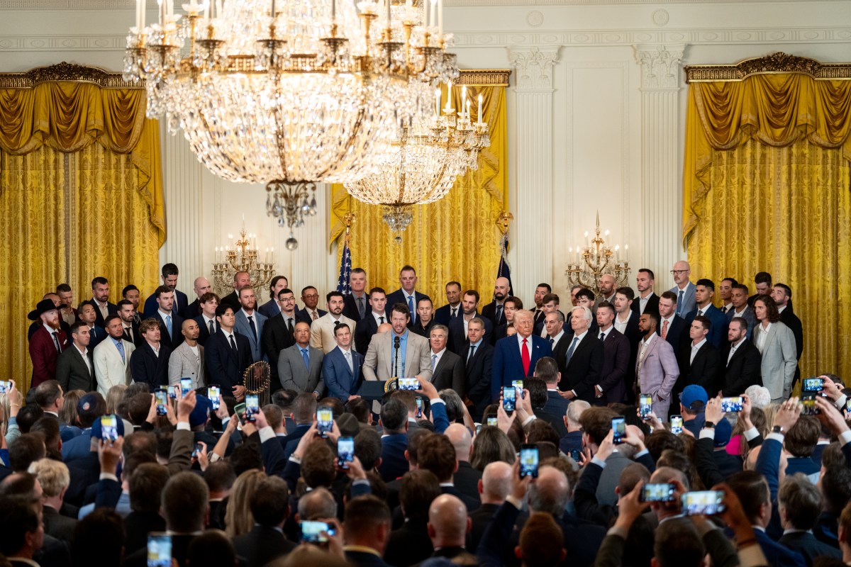 President Donald Trump and senior staff greet Israeli Prime Minister Benjamin Netanyahu, Monday, April 7, 2025, in the West Wing Lobby of the White House. (Official White House Photo by Joyce N. Boghosian)