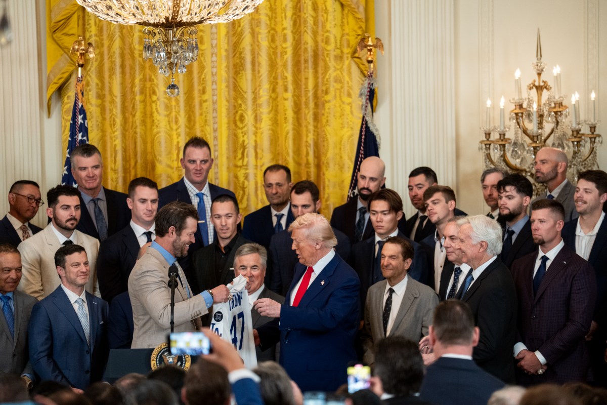 President Donald Trump and senior staff greet Israeli Prime Minister Benjamin Netanyahu, Monday, April 7, 2025, in the West Wing Lobby of the White House. (Official White House Photo by Joyce N. Boghosian)