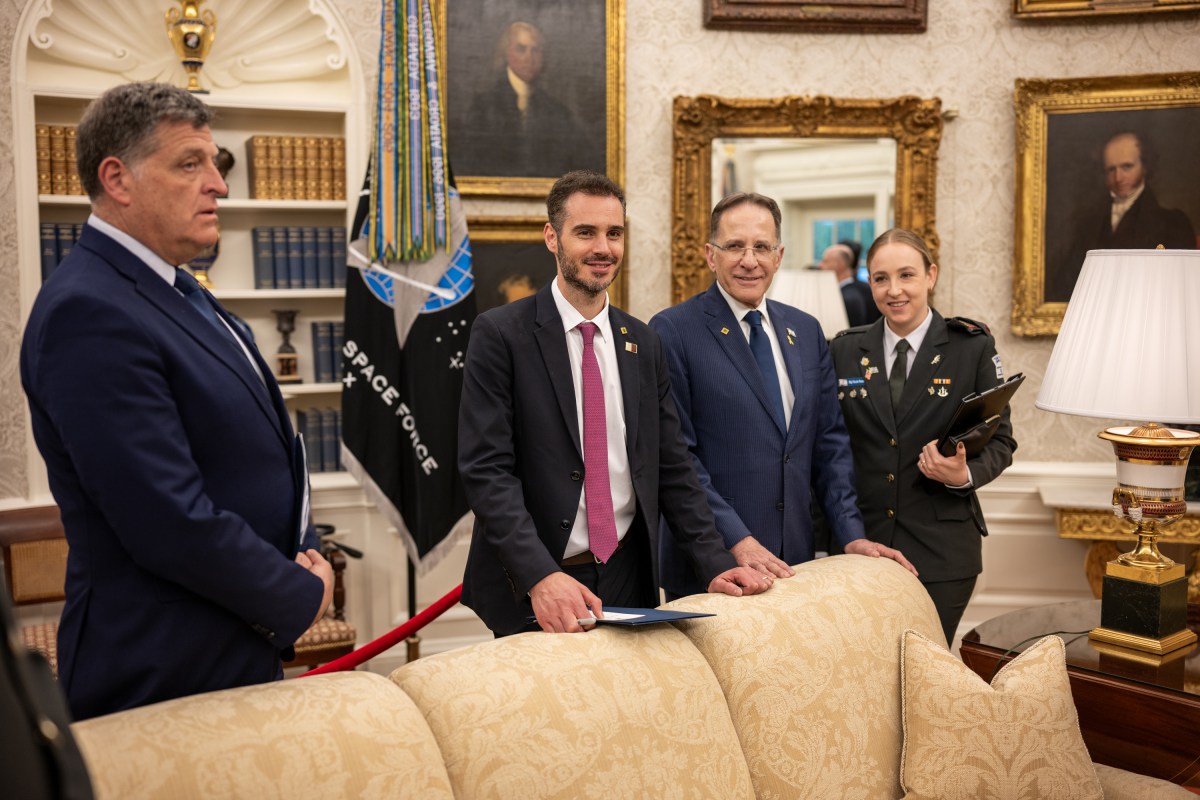 President Donald Trump greets Israeli Prime Minister Benjamin Netanyahu, Monday, April 7, 2025, in the West Wing Lobby of the White House. (Official White House Photo by Daniel Torok)
