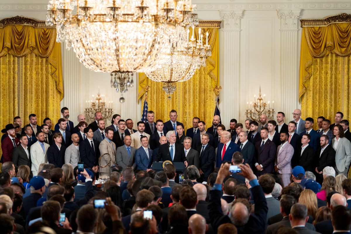 President Donald Trump and senior staff greet Israeli Prime Minister Benjamin Netanyahu, Monday, April 7, 2025, in the West Wing Lobby of the White House. (Official White House Photo by Joyce N. Boghosian)