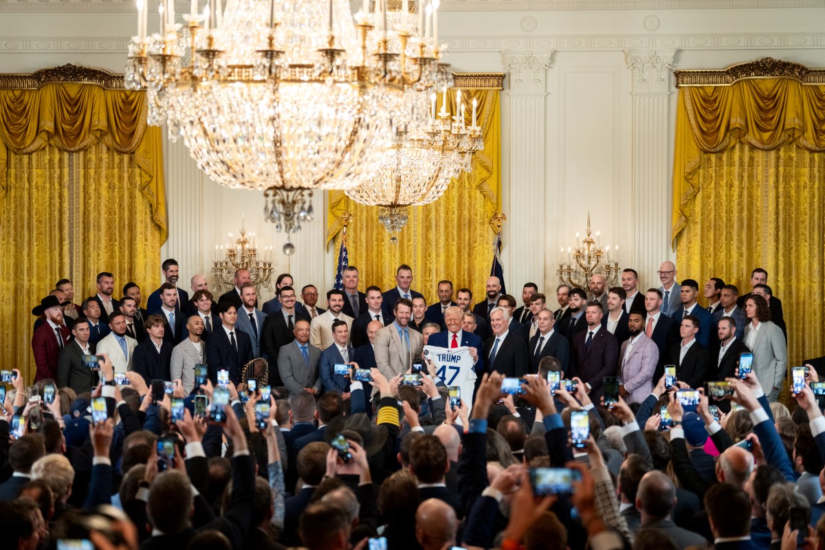 President Donald Trump and senior staff greet Israeli Prime Minister Benjamin Netanyahu, Monday, April 7, 2025, in the West Wing Lobby of the White House. (Official White House Photo by Joyce N. Boghosian)