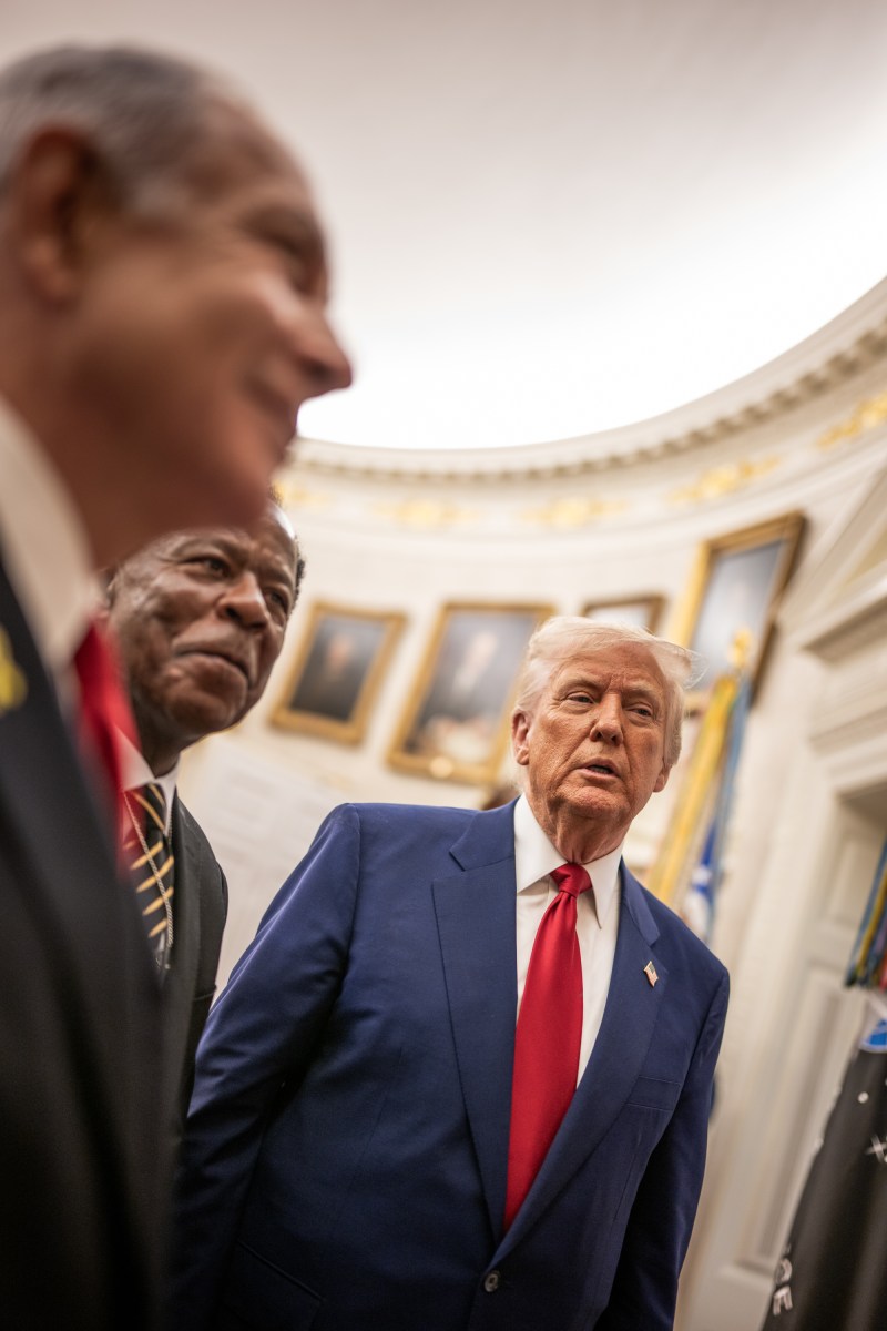 President Donald Trump greets Israeli Prime Minister Benjamin Netanyahu, Monday, April 7, 2025, in the West Wing Lobby of the White House. (Official White House Photo by Daniel Torok)