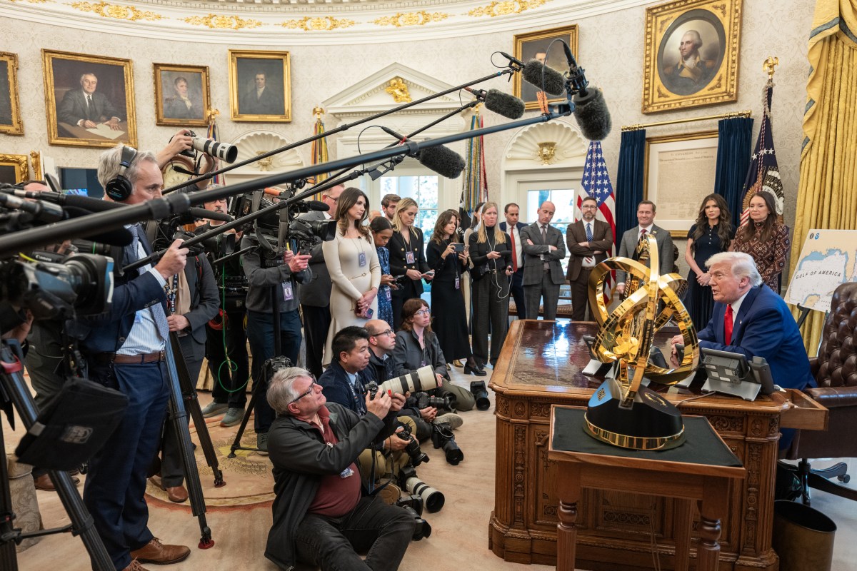 President Donald Trump signs Executive Orders, Wednesday, April 9, 2025, in the Oval Office. (Official White House Photo by Joyce N. Boghosian)