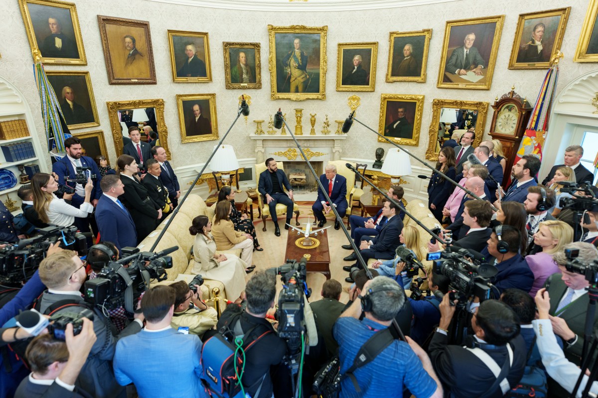 President Donald Trump hosts a bilateral meeting with President Nayib Bukele of El Salvador, Monday, April 14, 2025, in the Oval Office. (Official White House Photo by Abe McNatt)