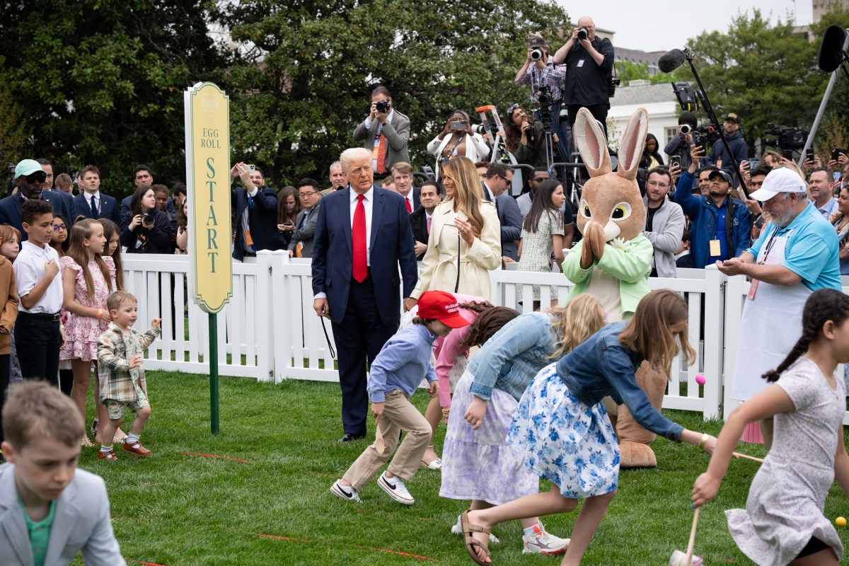 President Donald Trump and First Lady Melania Trump blow whistles to kick off a race at the White House Easter Egg Roll, Monday, April 21, 2025, on the South Lawn. (Official White House Photo by Andrea Hanks)