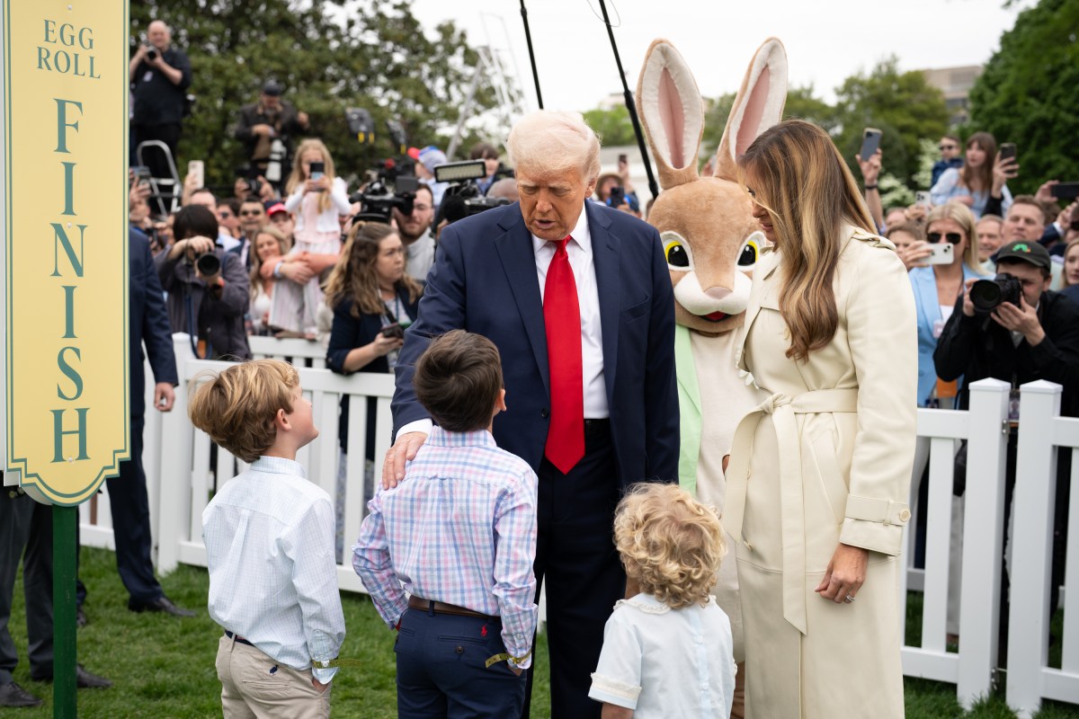 President Donald Trump and First Lady Melania Trump stop at the Cards for Troops activity at the White House Easter Egg Roll, Monday, April 21, 2025, on the South Lawn. (Official White House Photo by Andrea Hanks)