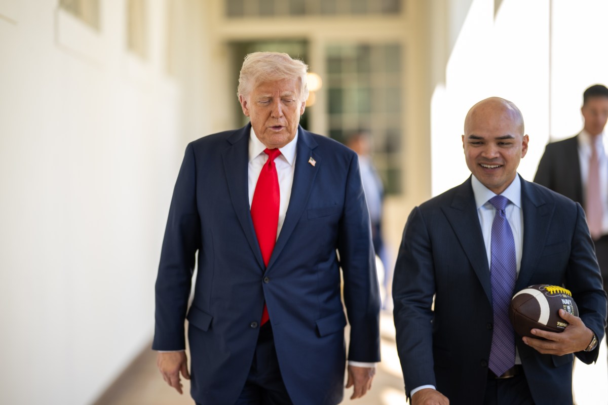 President Donald Trump greets members of the Navy Midshipmen football team from the U.S. Naval Academy, Tuesday, April 15, 2025, in the State Dining Room of the White House. (Official White House Photo by Daniel Torok)