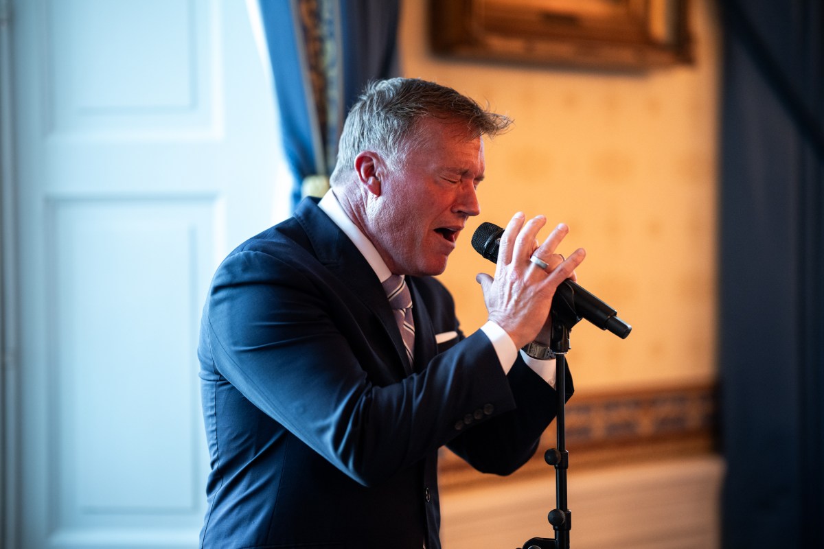 Singer Charles Billingsley performs at an Easter prayer service and dinner, Wednesday, April 16, 2025, in the Blue Room of the White House. (Official White House Photo by Joyce N. Boghosian)