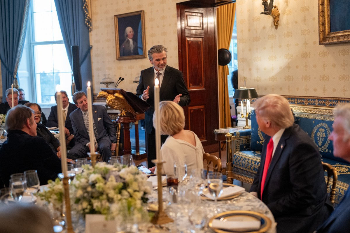 Pastor Jentezen Franklin delivers a blessing over the food at an Easter prayer service and dinner, Wednesday, April 16, 2025, in the Blue Room of the White House. (Official White House Photo by Joyce N. Boghosian)