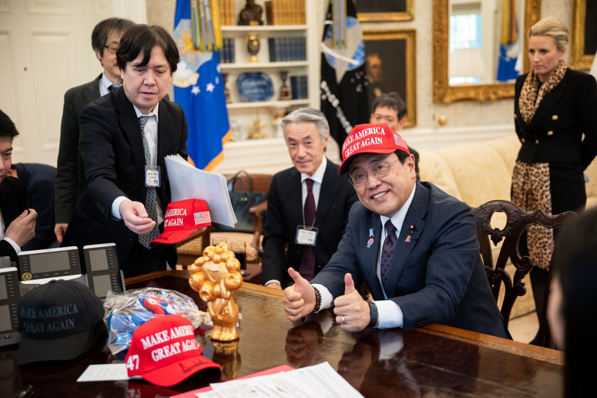 President Donald Trump meets with the Japanese Minister of State for Economic and Fiscal Policy Ryosei Akazawa and delegation in the Oval Office, Wednesday, April 16, 2025. (Official White House Photo by Molly Riley)