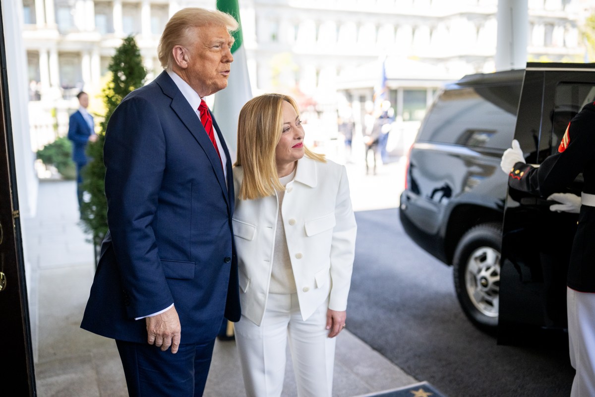 President Donald Trump greets Prime Minister Giorgia Meloni of Italy at the West Wing of the White House, Thursday, April 17, 2025. (Official White House Photo by Daniel Torok)