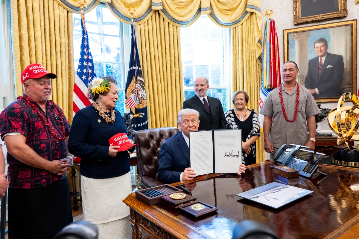 President Donald Trump signs Executive Orders, Thursday, April 17, 2025, in the Oval Office. (Official White House Photo by Molly Riley)