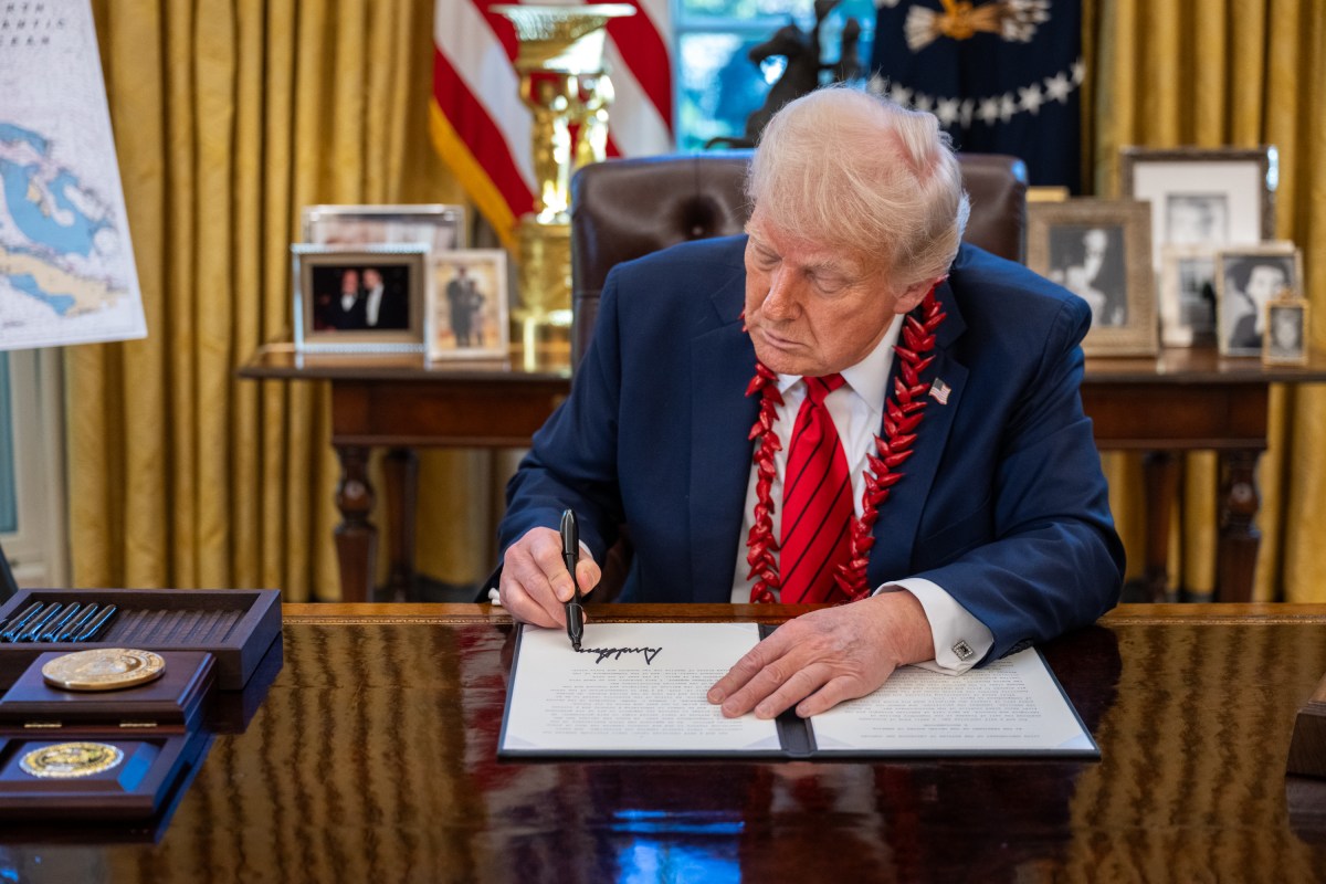 President Donald Trump signs Executive Orders, Thursday, April 17, 2025, in the Oval Office. (Official White House Photo by Molly Riley)