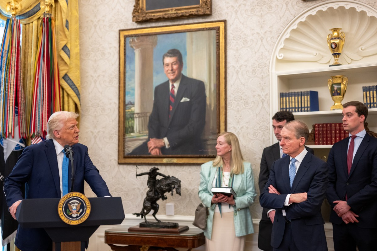 President Donald Trump participates in the swearing-in ceremony of Security and Exchange Commission Chair Paul Atkins, Tuesday, April 22, 2025, in the Oval Office. (Official White House Photo by Molly Riley)