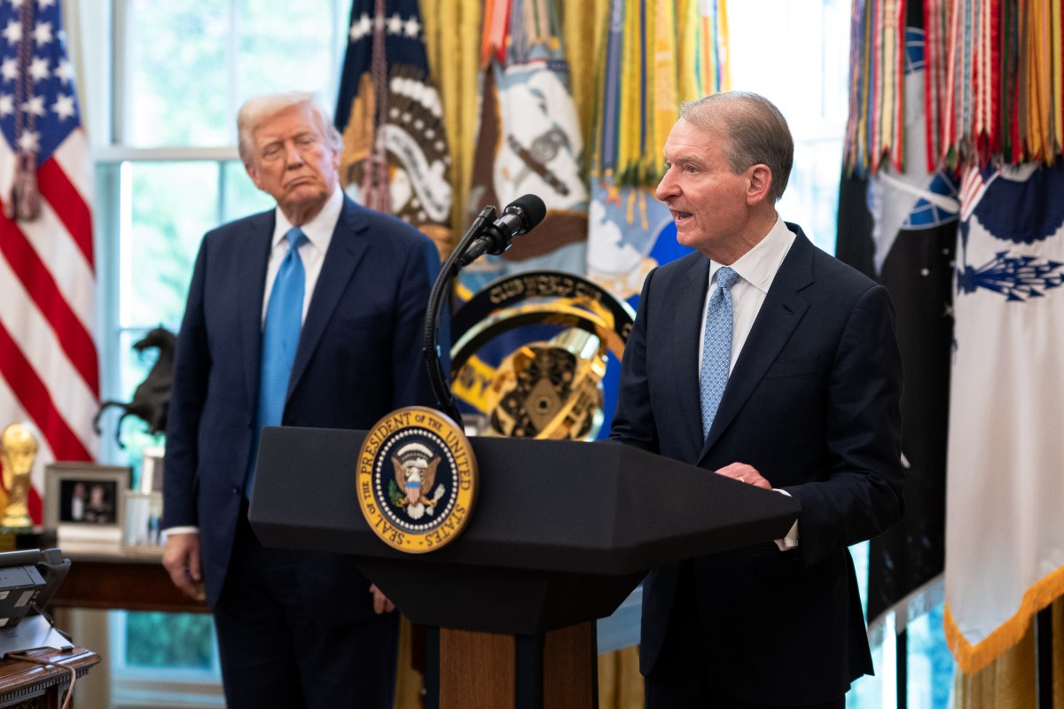 President Donald Trump participates in the swearing-in ceremony of Security and Exchange Commission Chair Paul Atkins, Tuesday, April 22, 2025, in the Oval Office. (Official White House Photo by Molly Riley)
