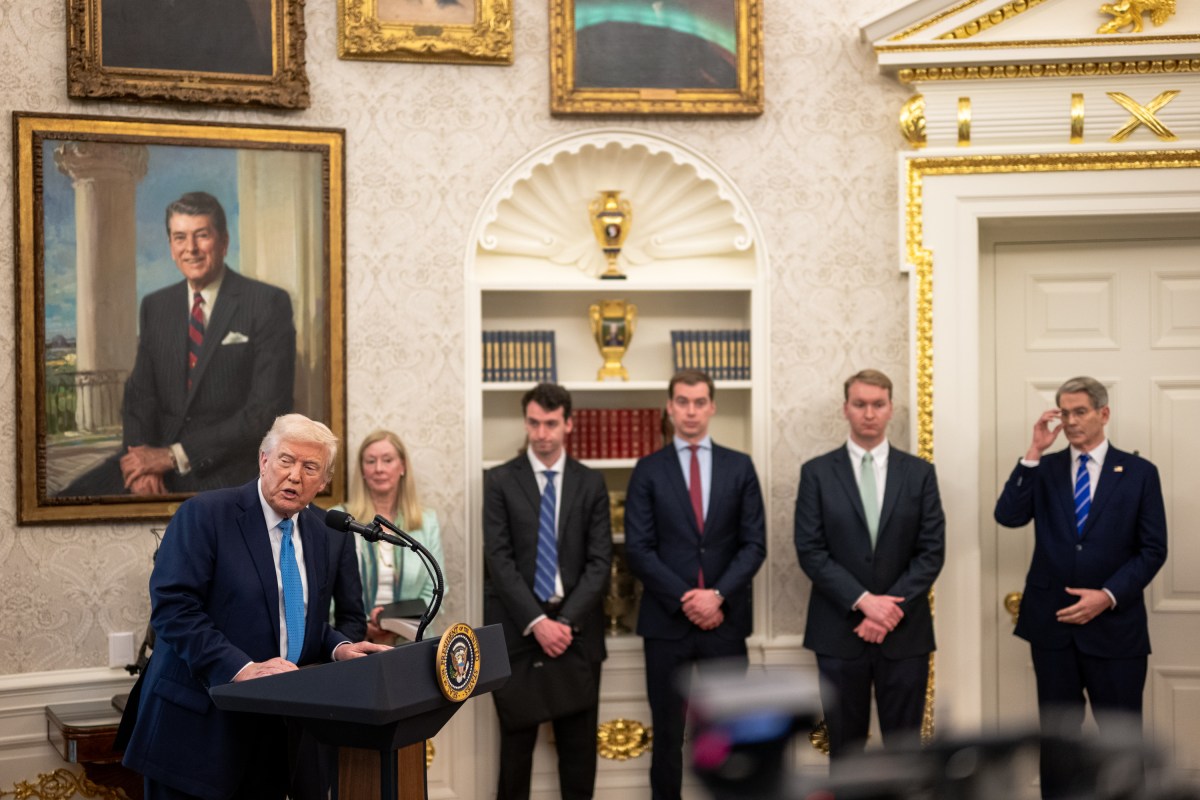 President Donald Trump participates in the swearing-in ceremony of Security and Exchange Commission Chair Paul Atkins, Tuesday, April 22, 2025, in the Oval Office. (Official White House Photo by Molly Riley)