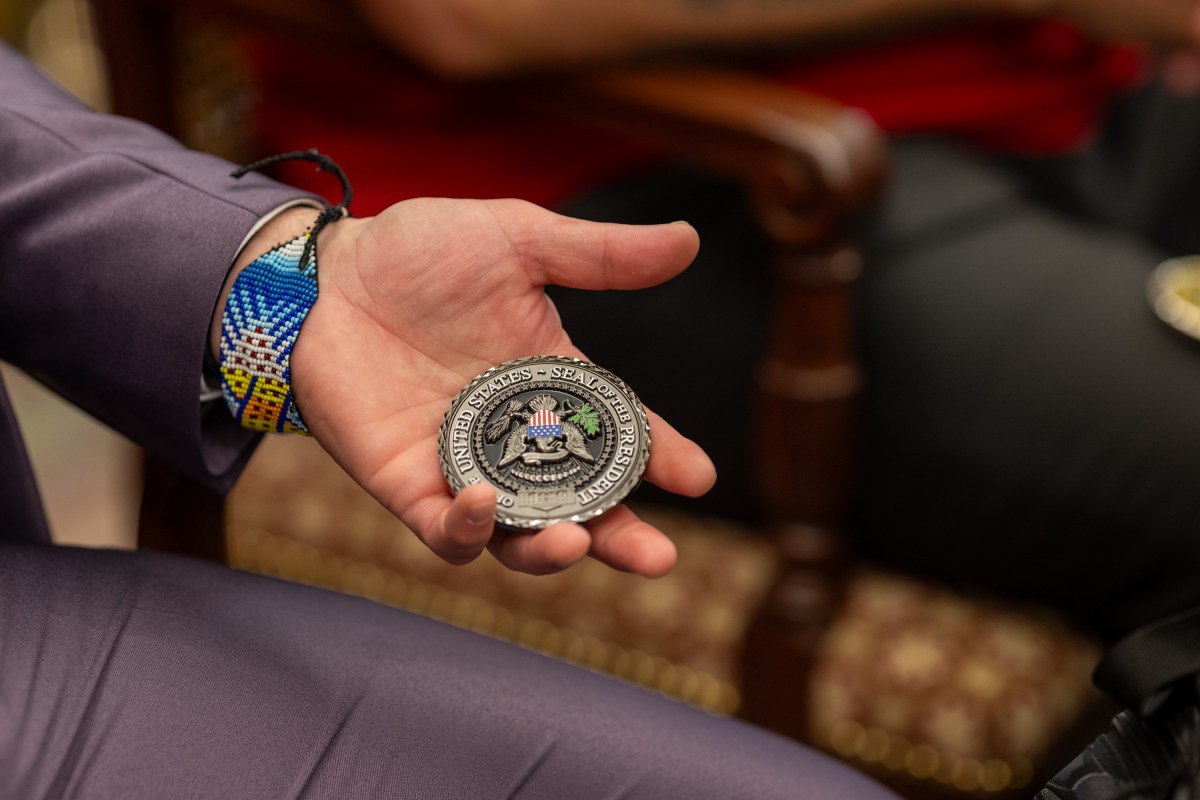 President Donald Trump signs executive orders alongside Secretary of Education Linda McMahon and wounded warriors in the Oval Office, Wednesday, April 23, 2025. (Official White House Photo by Daniel Torok)