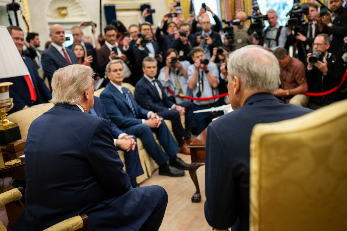 President Donald Trump hosts a bilateral meeting with Prime Minister Gahr Store of Norway, Thursday, April 24, 2025, in the Oval Office. (Official White House Photo by Daniel Torok)