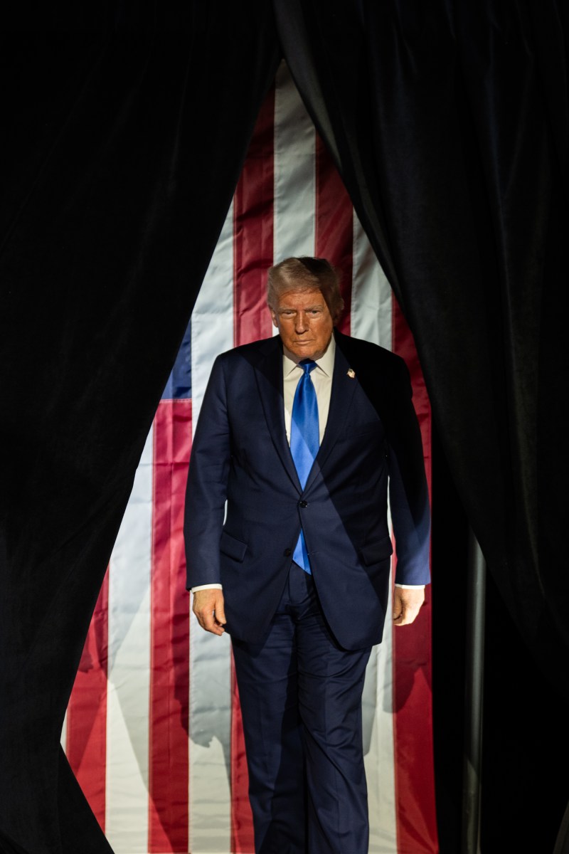 President Donald Trump delivers the Commencement address at the graduation ceremony for the University of Alabama, Thursday, May 1, 2025, at Coleman Coliseum in Tuscaloosa, Alabama. (Official White House Photo by Daniel Torok)