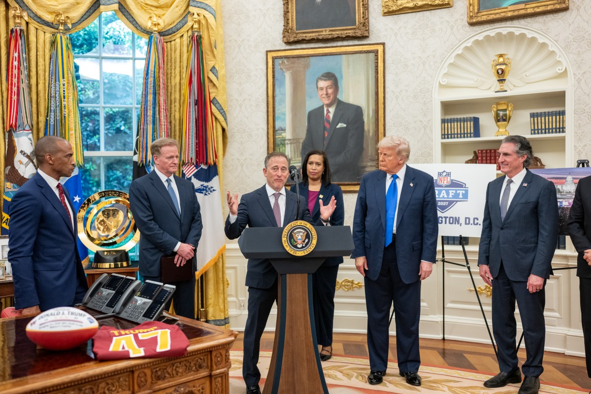 President Donald Trump is joined by White House Opportunity and Revitalization Council Executive Director Scott Turner, Washington Commanders owner Josh Harris, NFL Commissioner Roger Goodell, Washington D.C. Mayor Muriel Bowser, and Secretary of the Interior Doug Burgum, for an announcement that Washington, D.C. will host the 2027 NFL Draft, Monday, May 5, 2025, in the Oval Office. (Official White House Photo by Molly Riley)